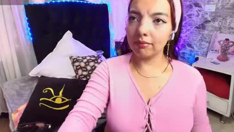 Loren online show from March 8, 8:24 pm