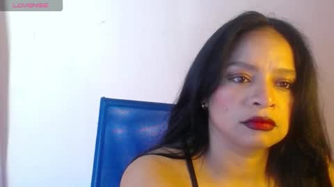 lorena494103 online show from October 28, 5:46 am