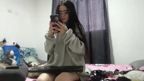 lorena  allison online show from January 10, 11:48 am