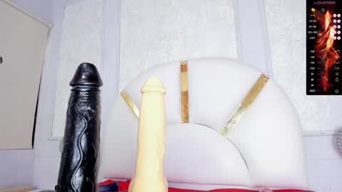 Lorena Gate online Colombia 230 pm to 930 pm online show from November 1, 9:19 pm