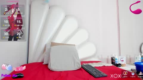 Lorena online show from February 7, 2:04 pm