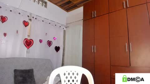 Queen Loreth online show from October 4, 9:08 pm