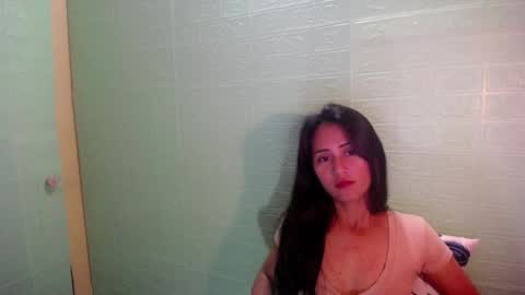 LORI online show from February 16, 7:36 pm