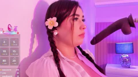 lore  online show from April 4, 11:31 am