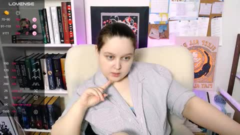 Mia  online show from February 15, 9:14 pm