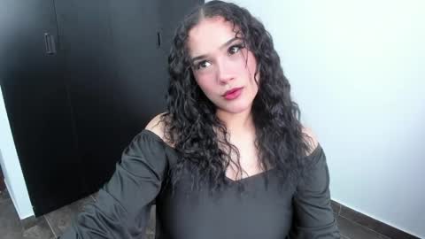 Kristen LoveBerry online show from April 13, 7:03 pm