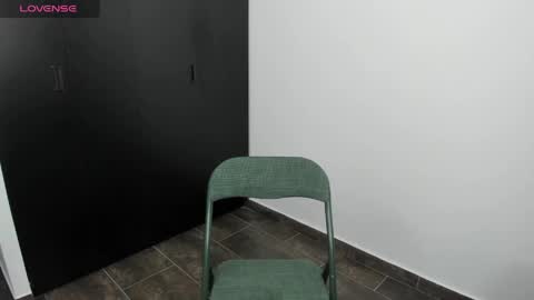 Kristen LoveBerry online show from April 8, 7:27 pm