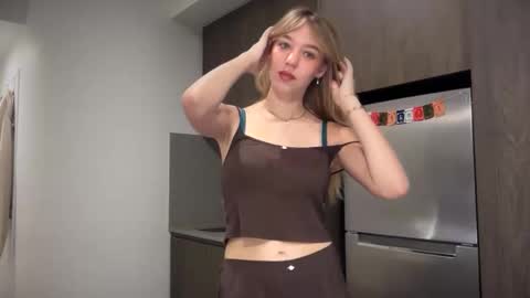 Belle  online show from January 18, 10:50 pm