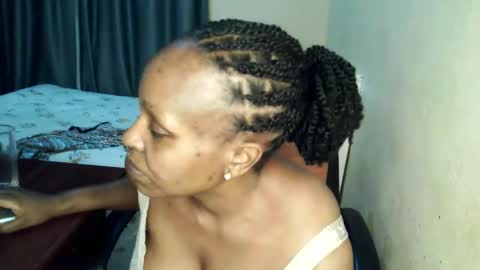 loveedee4 online show from May 15, 10:56 pm