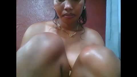 loveinlife750427 online show from January 18, 10:00 am