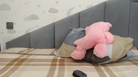 lovellykitty online show from February 25, 7:29 am