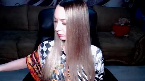 private open online show from September 22, 4:38 pm