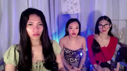 lovely_lianne online show from March 8, 6:12 pm