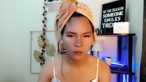 KATE online show from April 14, 3:34 pm