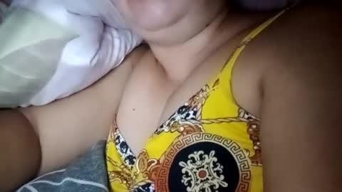 lovely_orchid online show from January 6, 10:58 pm