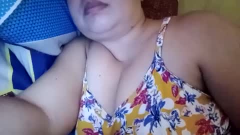 lovely_orchid online show from January 18, 4:26 am