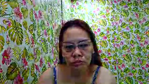 lovelyasiancutie online show from February 15, 8:19 pm