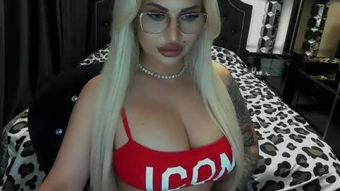 PrAllinXXXa online show from May 6, 10:36 pm