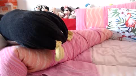 lovelywoman22 online show from February 15, 3:28 pm