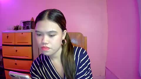 lovemae352295 online show from January 29, 1:07 pm