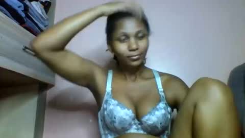 lovergal257 online show from May 10, 8:00 pm