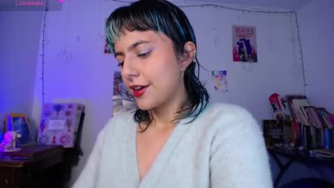 loving_alma online show from February 8, 12:36 am