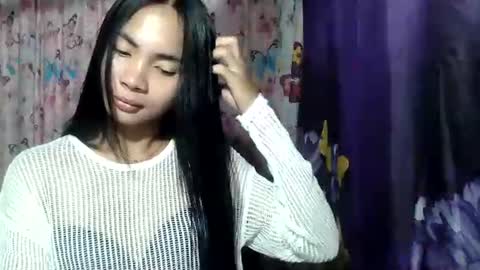 loving_rhean online show from July 7, 11:14 am