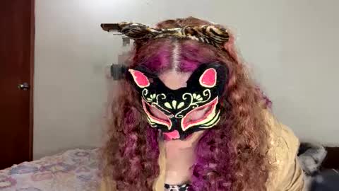 Snapshot of luana363 chatting on December 13, 5:49 am luana363 online show from December 13, 5:49 am