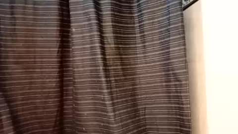 Snapshot of luanapowerful chatting on October 31, 12:23 am luanapowerful online show from October 31, 12:23 am