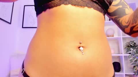 Lucia online show from December 21, 6:01 pm