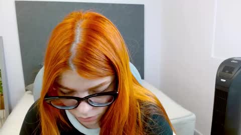 Lucie   online show from December 2, 8:31 pm