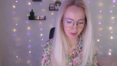 Arina online show from March 25, 2:53 pm