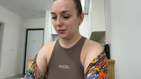 lucky_foryou_baby online show from February 22, 9:21 am