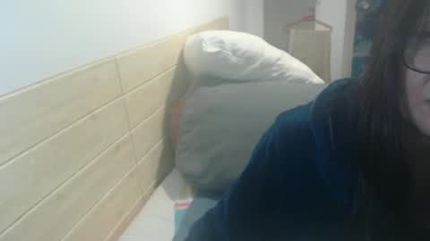 angelisa online show from January 6, 10:13 pm