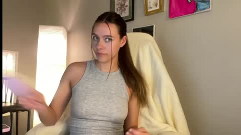 Lucy online show from June 2, 9:38 pm