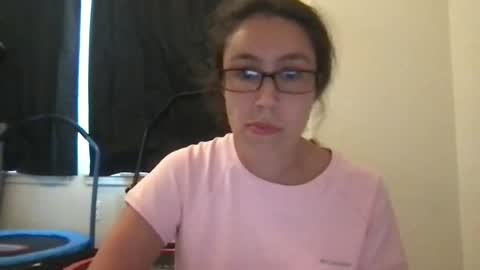 Lucy online show from August 3, 2:59 am