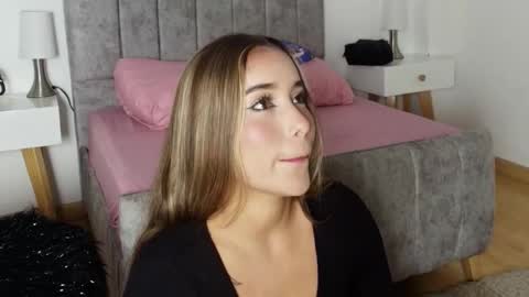 lucy online show from March 10, 3:54 am