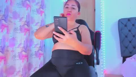 lucy online show from May 15, 2:05 am