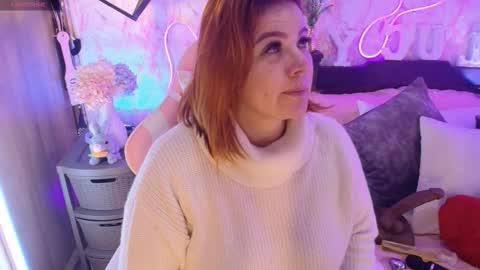 Lucyana Silva online show from November 19, 11:32 am