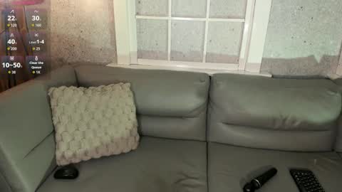 Lucy online show from January 18, 2:30 am