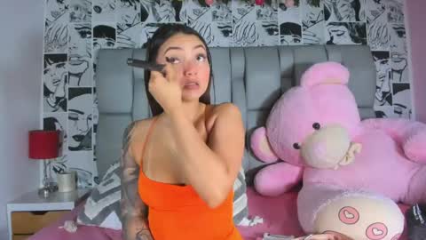 Lucy online show from April 19, 11:21 am