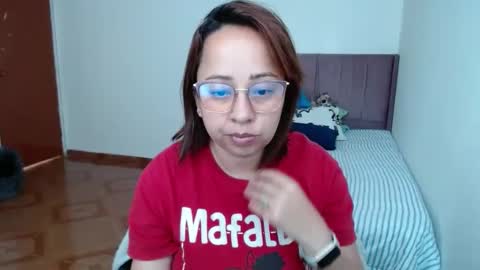 Snapshot of lumi_84 chatting on February 15, 8:34 pm LUMI online show from February 15, 8:34 pm