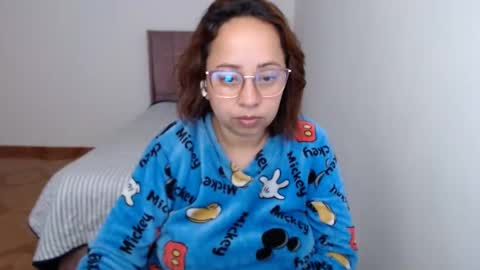 Snapshot of lumi_84 chatting on February 22, 12:19 pm LUMI online show from February 22, 12:19 pm