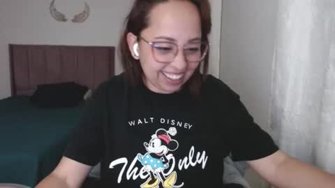 Snapshot of lumi_84 chatting on January 9, 2:11 am LUMI online show from January 9, 2:11 am