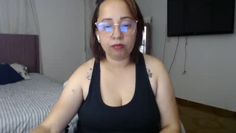 Snapshot of lumi_84 chatting on January 30, 2:06 am LUMI online show from January 30, 2:06 am