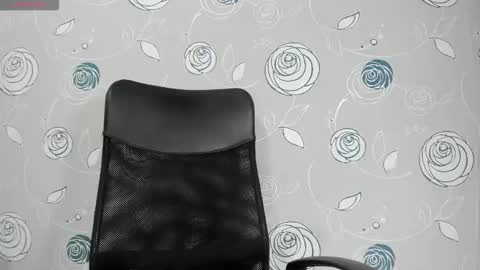 Luna Eva online show from March 5, 3:19 pm