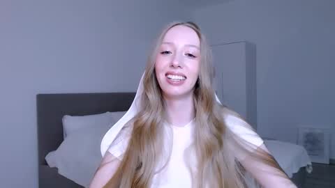 Luna online show from February 9, 9:28 pm