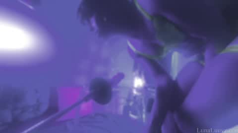 Luna Luuvz online show from April 3, 4:54 am