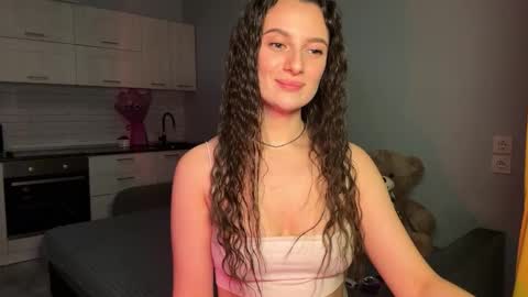 luna_raee online show from October 30, 1:56 pm