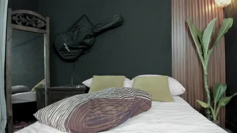 luna online show from April 6, 11:17 pm